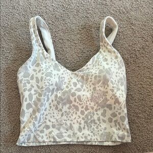 Lululemon Gray and White Patterned Sports Bra SIZE 4 NEVER WORN BEFORE !!